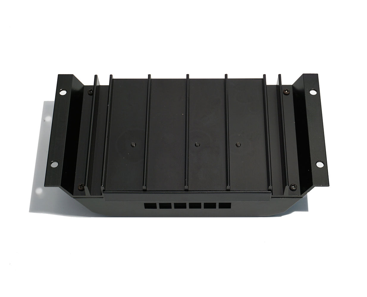 WATTSTUNDE® PWM Solar Laderegler 30 A mit LCD-Anzeige und USB-Ports für 12 V / 24 V Systeme